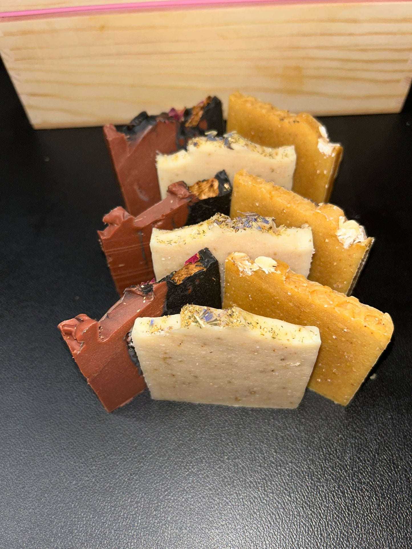 Sample Sale (Scented)