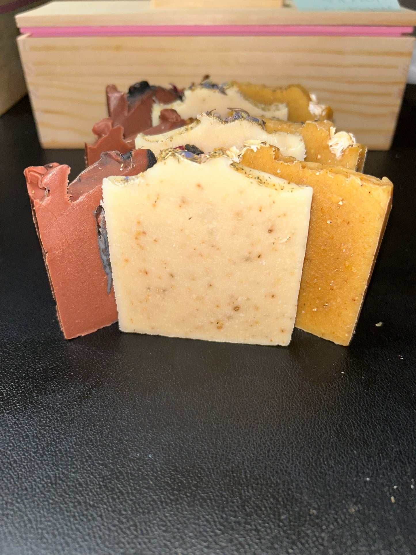 Sample Sale (Scented)