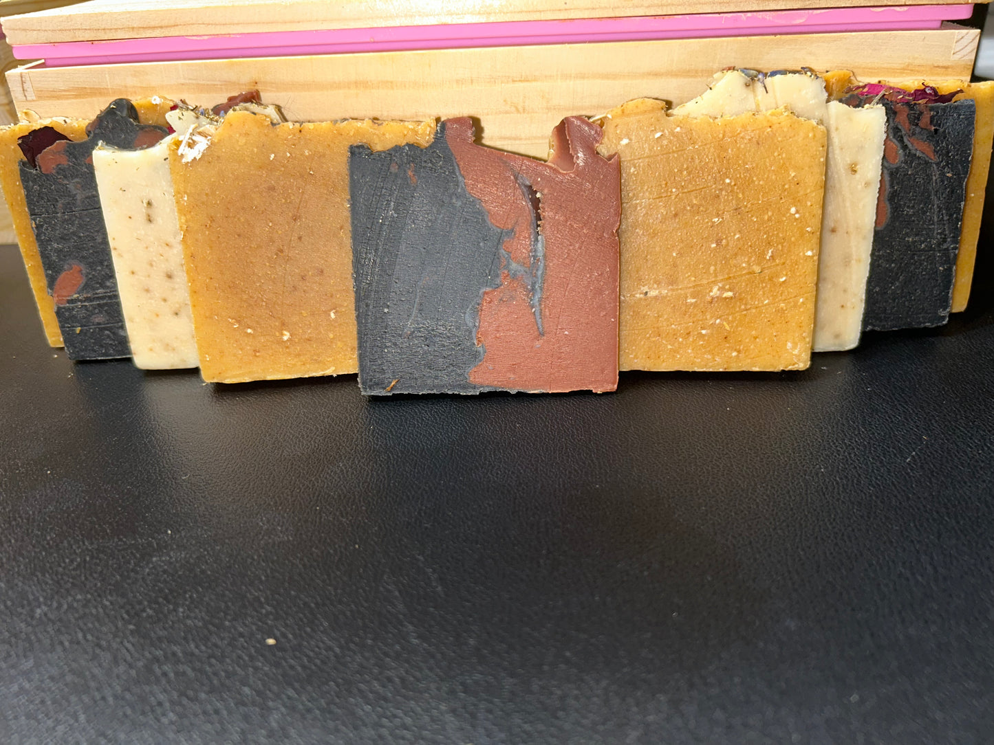 Sample Sale (Scented)